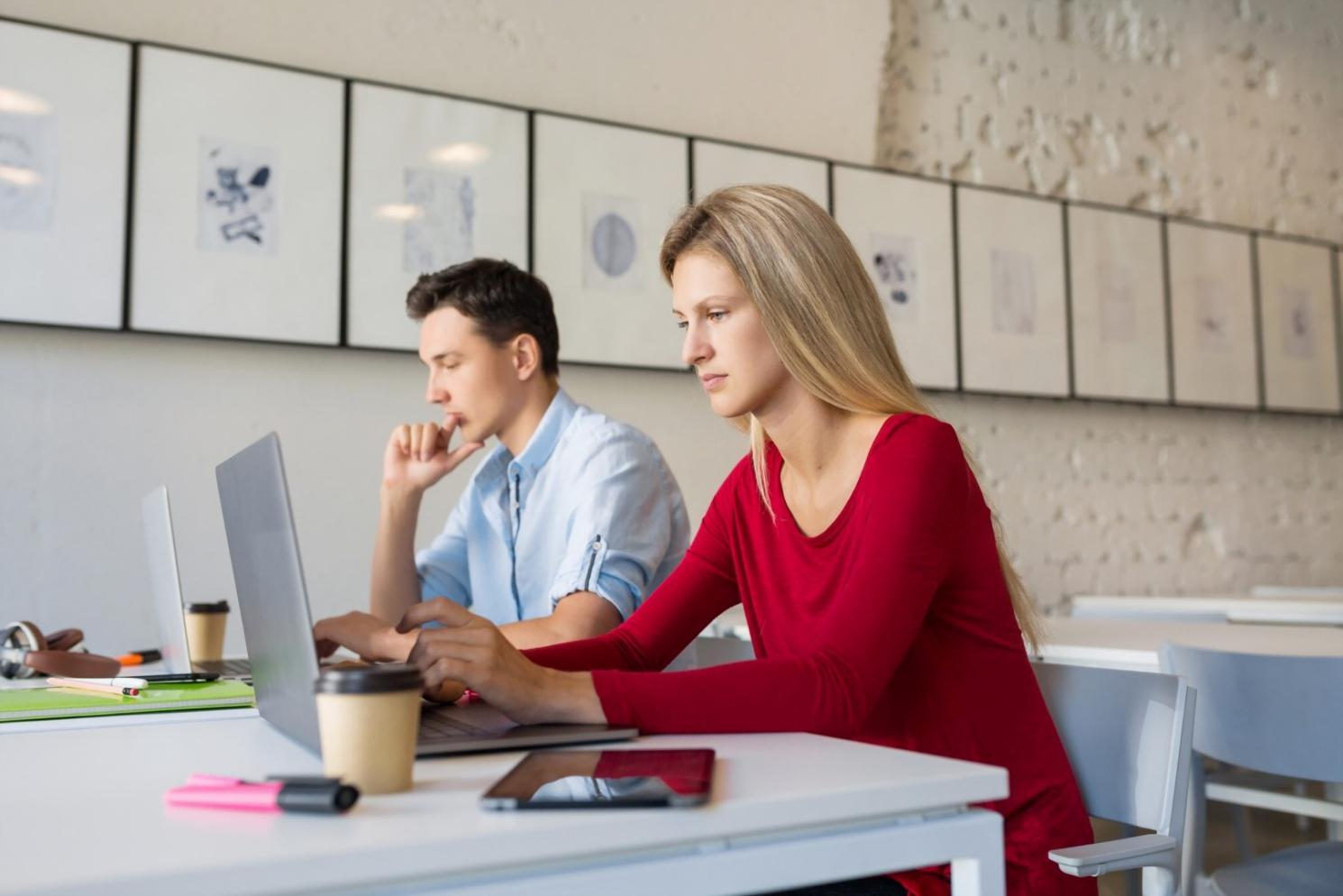 Séance de formation pratique sur les systèmes de gestion budgétaire